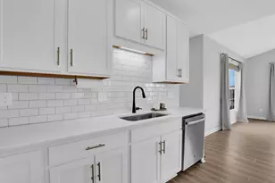 6886 Gelderland Dr, Hilliard, OH 43026 - Photo 9