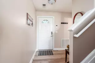 1611 Hampton Way, Grove City, OH 43123 - Photo 5