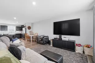 207 Chesapeake Cir, Springfield, OH 45505 - Photo 5