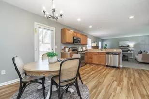 124 Stockard Loop, Delaware, OH 43015 - Photo 13