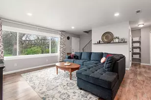 2213 Century Dr, Columbus, OH 43211 - Photo 9