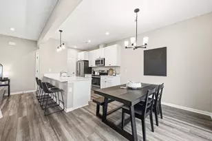 543 Rochdale Run, Delaware, OH 43015 - Photo 5