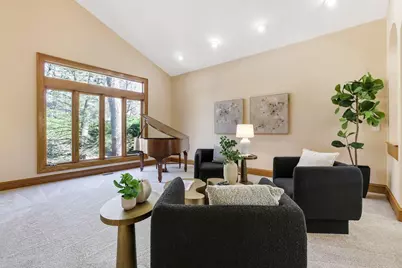 117 Lake Bluff Drive, Columbus, OH 43235 - Photo 11