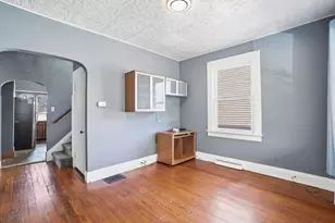 299 N Sandusky St, Delaware, OH 43015 - Photo 5