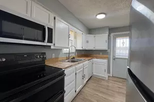 2351 Brooklyn Rd, Columbus, OH 43231 - Photo 9