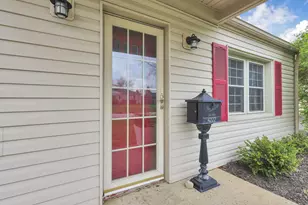 4222 Arbutus Ave, Grove City, OH 43123 - Photo 7