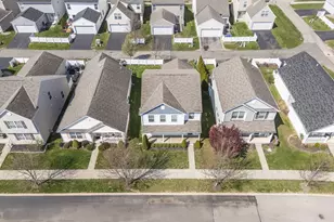 5695 Marshfield Dr, Westerville, OH 43081 - Photo 49