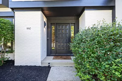 990 Venetian Way, Columbus, OH 43230 - Photo 3