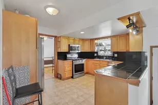 1444 Ironwood Dr, Columbus, OH 43229 - Photo 15