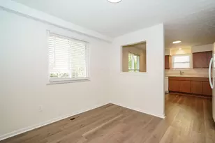 1725 Convair Dr, Galloway, OH 43119 - Photo 5