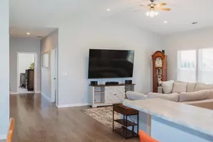 1121 Sheffield Blvd, London, OH 43140 - Photo 11