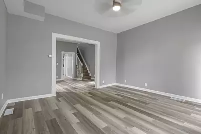 90 S Columbus Street, Sunbury, OH 43074 - Photo 11