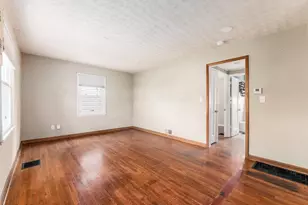 1167 Duxberry Ave, Columbus, OH 43211 - Photo 3