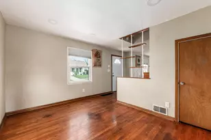 1167 Duxberry Ave, Columbus, OH 43211 - Photo 5
