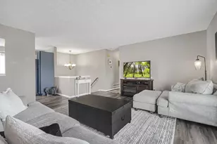 4134 Demorest Cove Ct, Grove City, OH 43123 - Photo 5
