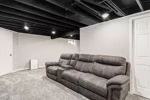 6161 Wrothston Dr, Columbus, OH 43228 - Photo 25