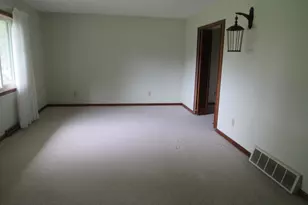 8080 Hagerty Rd, Ashville, OH 43103 - Photo 9