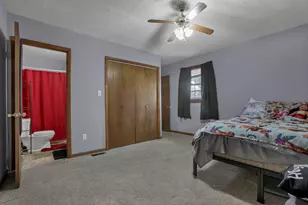 699 E 2nd St, Logan, OH 43138 - Photo 25