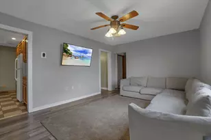 699 E 2nd St, Logan, OH 43138 - Photo 11