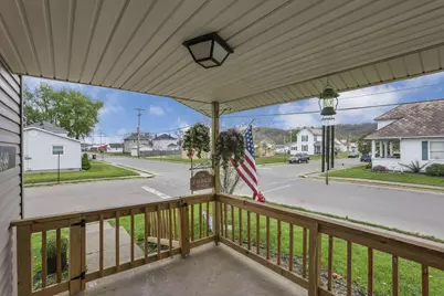 699 E 2nd Street, Logan, OH 43138 - Photo 7