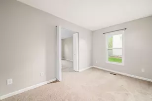 6222 Buckeye Pkwy, Grove City, OH 43123 - Photo 23