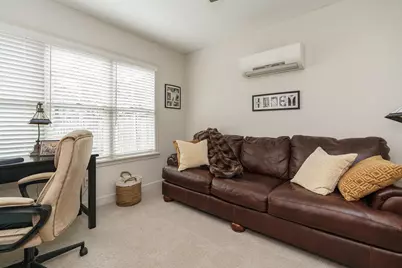 1058 Jaeger Street, Columbus, OH 43206 - Photo 5