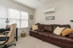 1058 Jaeger St, Columbus, OH 43206 - Photo 5