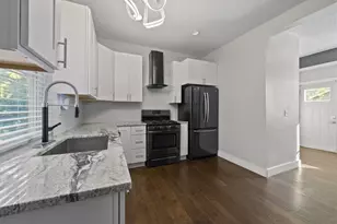 1046 E Cherry St, Columbus, OH 43205 - Photo 7