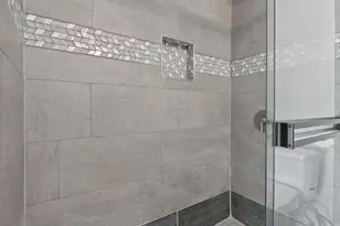 1046 E Cherry St, Columbus, OH 43205 - Photo 17