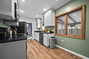 2701 Woodley Rd, Columbus, OH 43231 - Photo 15