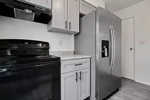 5936 Glennon Dr, Galloway, OH 43119 - Photo 9