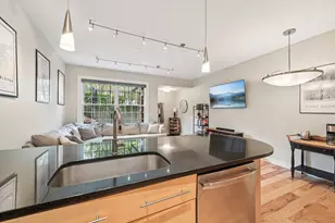 282 E Gay St, Columbus, OH 43215 - Photo 15