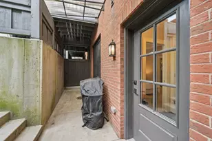 282 E Gay St, Columbus, OH 43215 - Photo 29