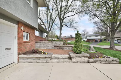 645 Beautyview Court, Columbus, OH 43214 - Photo 5