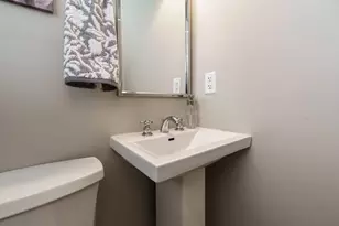 336 Reinhard Ave, Columbus, OH 43206 - Photo 9