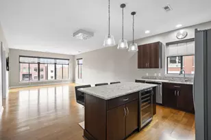 250 Daniel Burnham Square, Columbus, OH 43215 - Photo 3