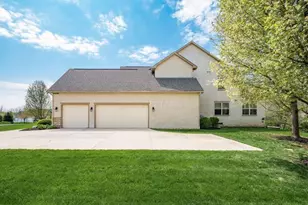 992 Elderberry Loop, Delaware, OH 43015 - Photo 3