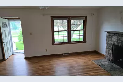 299 E Dominion Boulevard, Columbus, OH 43214 - Photo 7