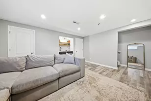 1343 Laforge St, Columbus, OH 43228 - Photo 45