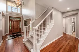 5695 Medallion Dr E, Westerville, OH 43082 - Photo 13