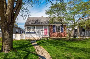 620 E Royal Forest Blvd, Columbus, OH 43214 - Photo 3