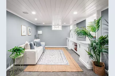 620 E Royal Forest Boulevard, Columbus, OH 43214 - Photo 29