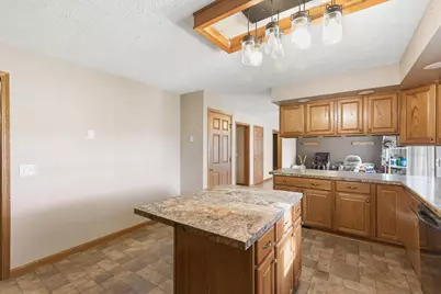 2215 Shupp Road, Bucyrus, OH 44820 - Photo 9