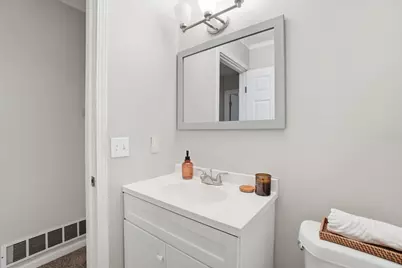 2670 Diane Place, Columbus, OH 43207 - Photo 15