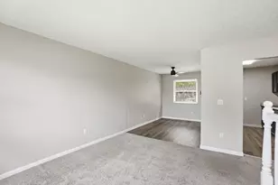 2670 Diane Pl, Columbus, OH 43207 - Photo 5