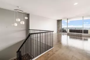 1000 Urlin Ave, Columbus, OH 43212 - Photo 9