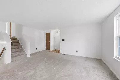 2584 Trailwind Street, Grove City, OH 43123 - Photo 7