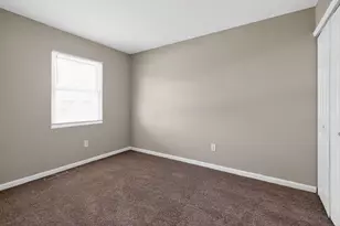 5373 Deforest Dr, Columbus, OH 43232 - Photo 11