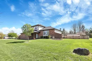 6347 Mound View Pl, Grove City, OH 43123 - Photo 3