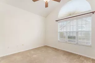 297 Cover Pl, Columbus, OH 43235 - Photo 9